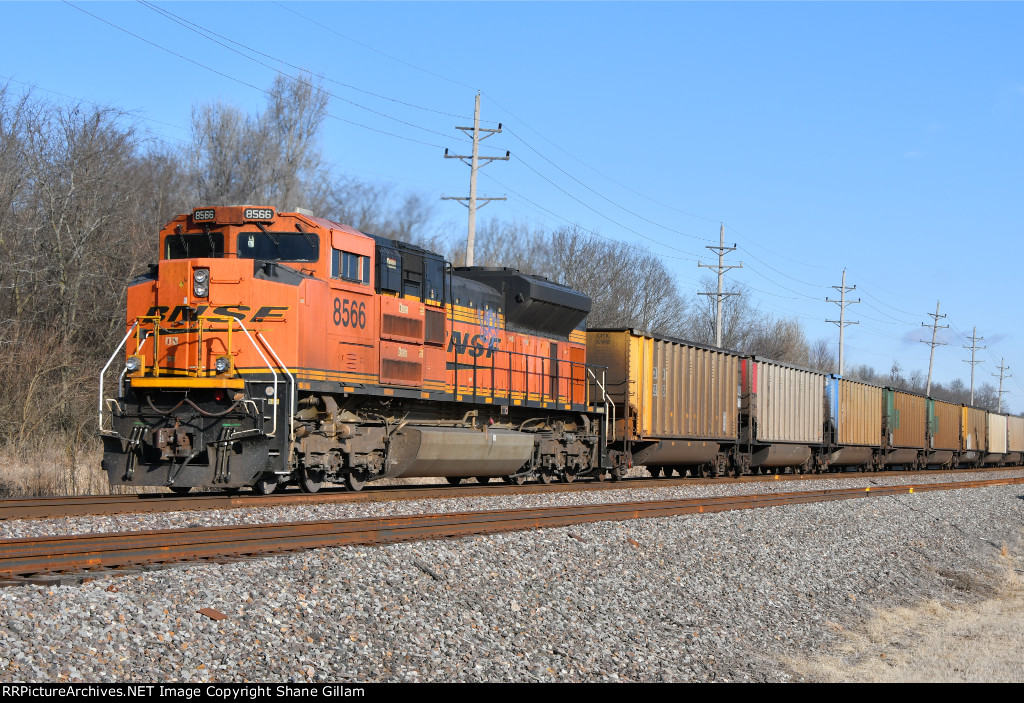 BNSF 8566